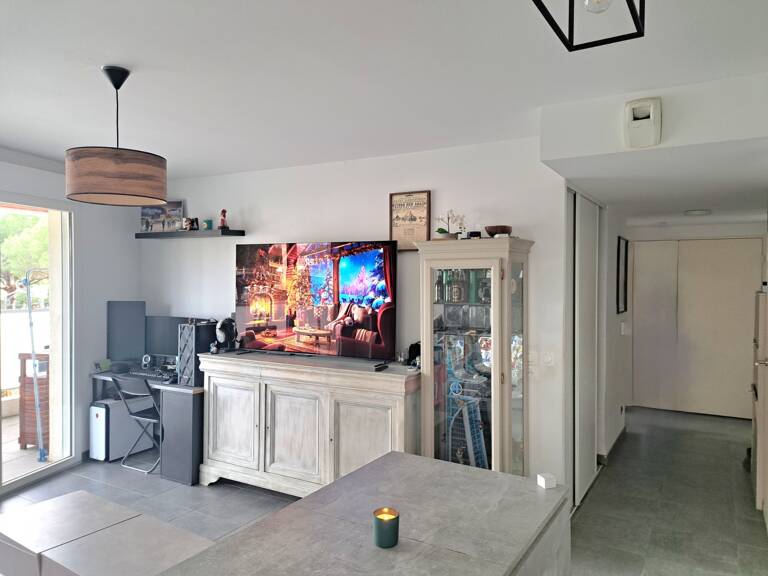 A vendre appartement T3  + vaste terrasse et parking privé - MARSEILLE CHATEAU GOMBERT - — photo 1