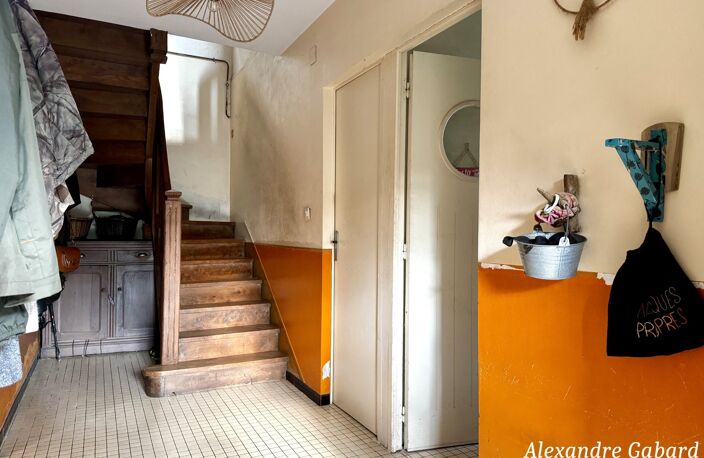 Maison en pierres - 3 chambres - Jardin 2 471 m² - Dépendance — photo 3