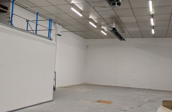 Local/bureau à louer CHAMBERY (73) 242 m² — photo 5