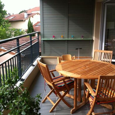 Appartement 4 pièces 1300 €