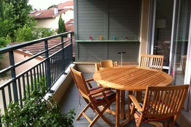 Appartement 4 pièces 1300 €