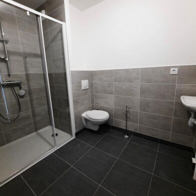 Appartement 5 pièces 1600 €