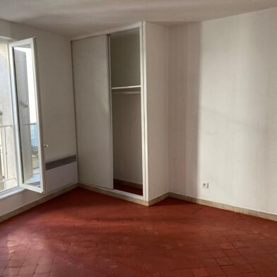 Appartement 3 pièces 705 €