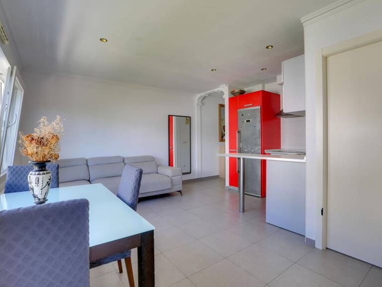Appartement À Vendre — photo 1