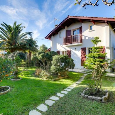 Maison 5 pièces 649000 €