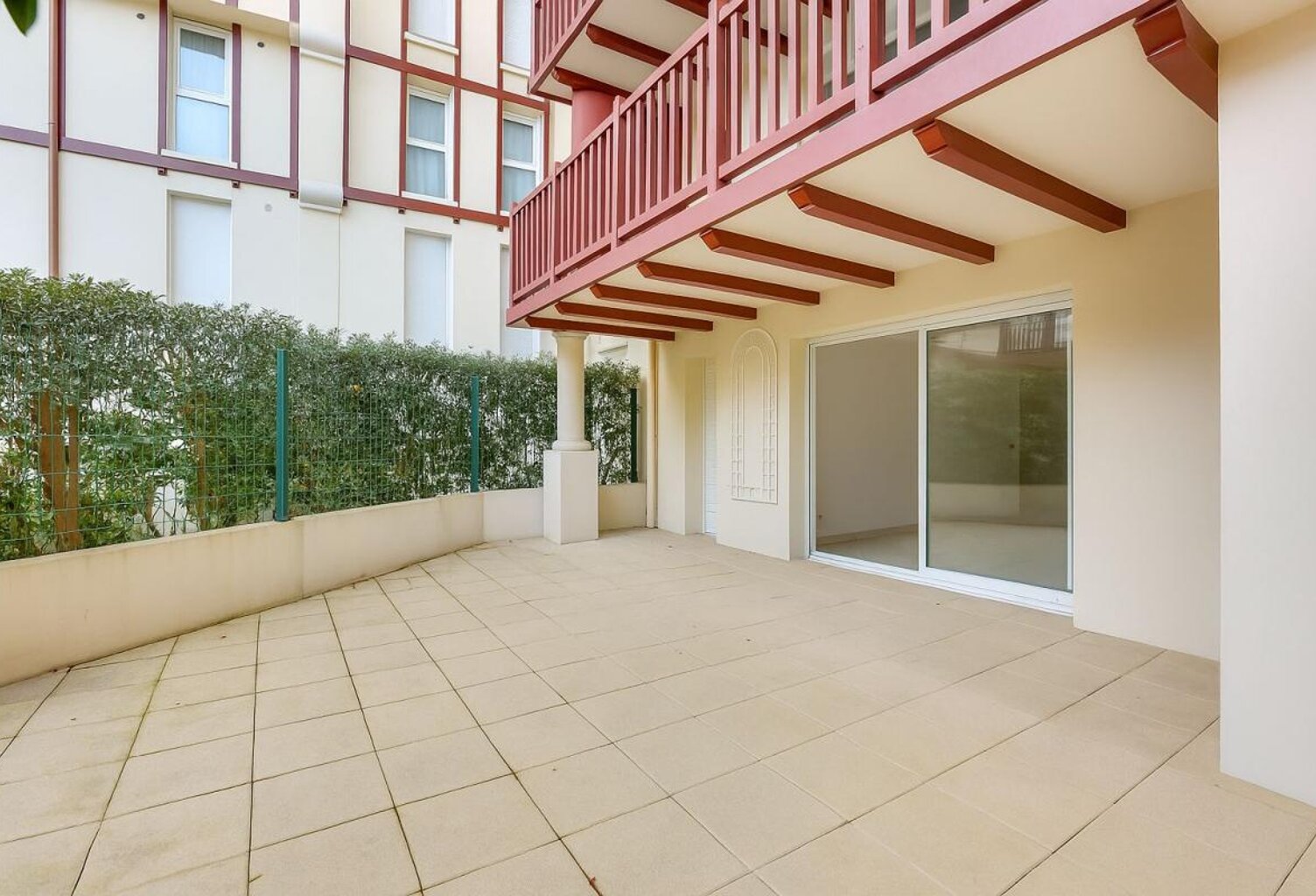 Appartement À Vendre — photo 1