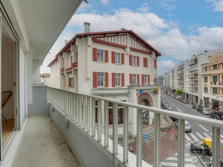 Appartement À Vendre — photo 1
