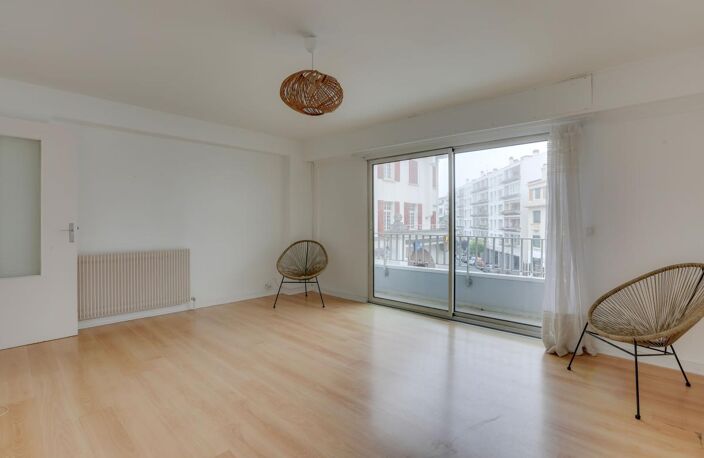 Appartement À Vendre — photo 2
