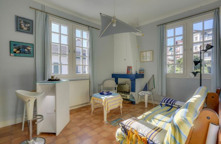 Appartement À Vendre — photo 2