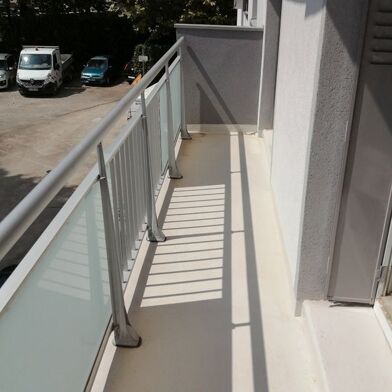 Appartement 2 pièces 720 €