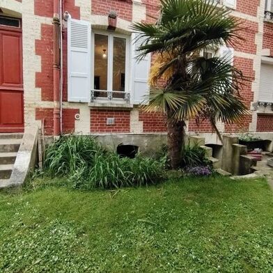 Appartement 2 pièces 590 €