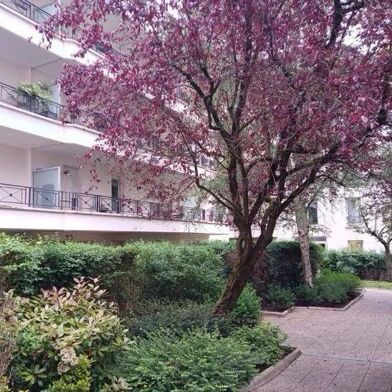 Appartement 1 pièces 720 €