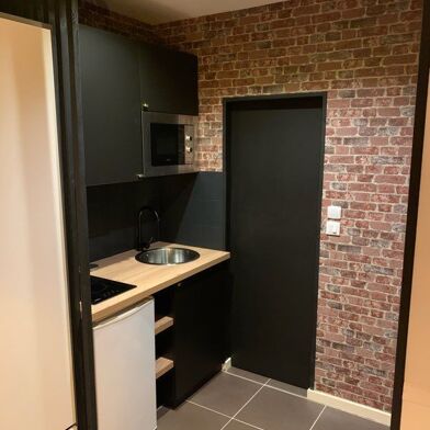 Appartement 1 pièces 450 €