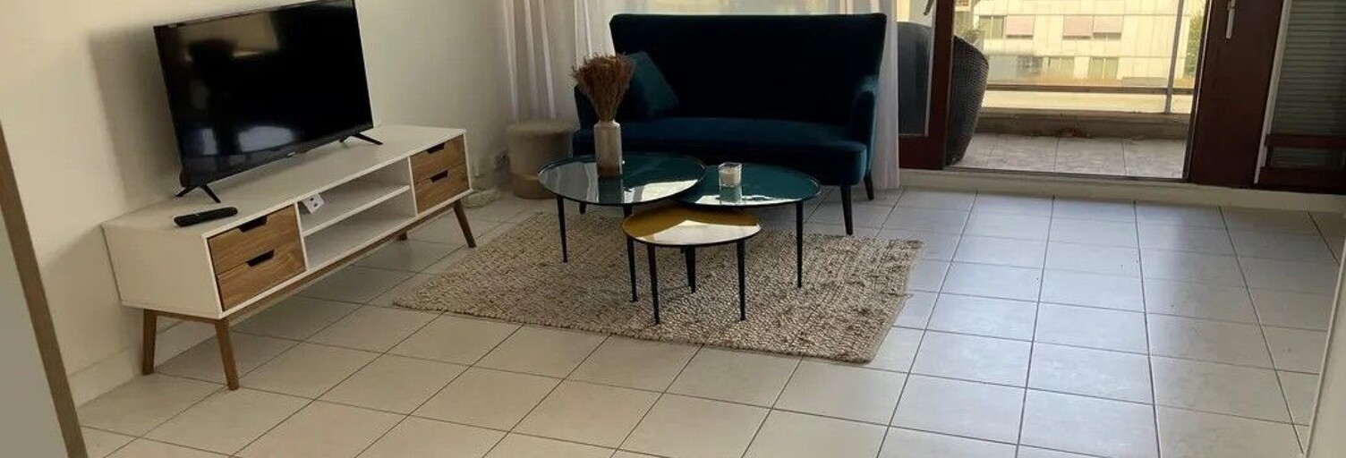 Appartement 1 Pièce 31 m² à louer à Paris 15 (75015)