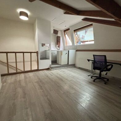 Appartement 1 pièces 720 €