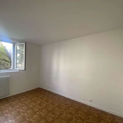 Appartement 3 pièces 1400 €