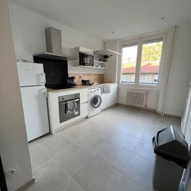 Appartement 4 pièces 400 €