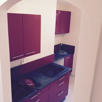 Appartement 3 pièces 750 €