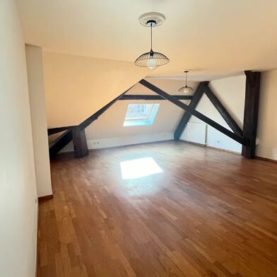 Appartement 3 pièces 790 €