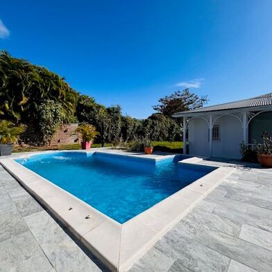 Maison 3 pièces 2380 €