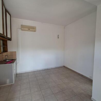 Commerce  199028 €