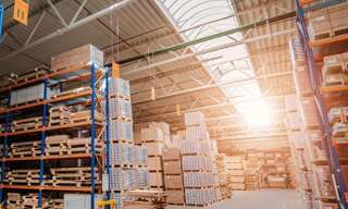 Local industriel  574 m² à louer à La Possession (97419)