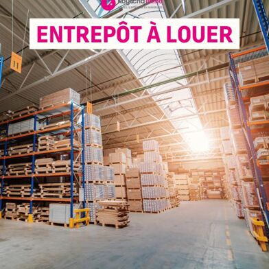 Local industriel  11000 €