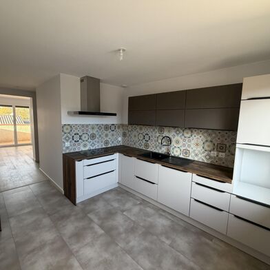 Appartement 3 pièces 1080 €