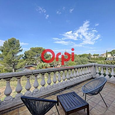 Maison 5 pièces 1940 €