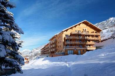 Appartement 3 pièces 144983 €