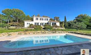 Maison 7 Pièces 184 m² à vendre à Rocbaron (83136)