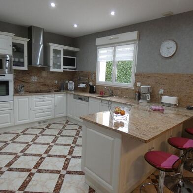 Maison 5 pièces 325000 €