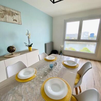 Appartement 3 pièces 945 €