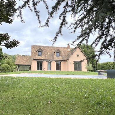 Maison 8 pièces 291600 €