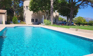 Maison 8 Pièces 210 m² à vendre à Aubagne (13400)