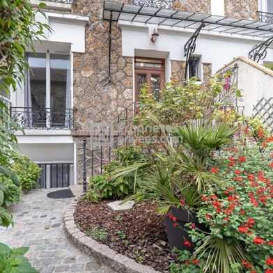 Appartement 4 pièces 275000 €