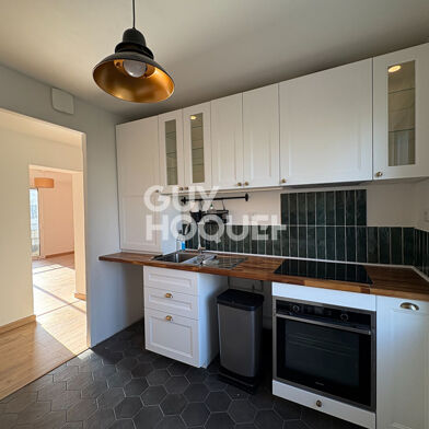 Appartement 5 pièces 1200 €