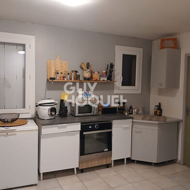 Appartement 3 pièces 730 €