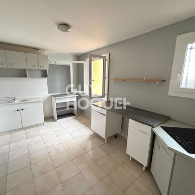 Appartement 3 pièces 730 €