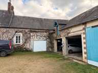 Ensemble immobilier proche de la place centrale d'Henrichemont — photo 3