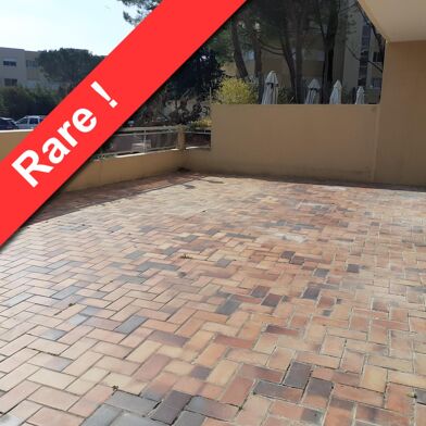 Appartement 2 pièces 715 €