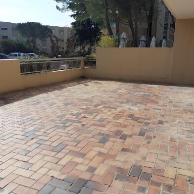 Appartement 2 pièces 715 €