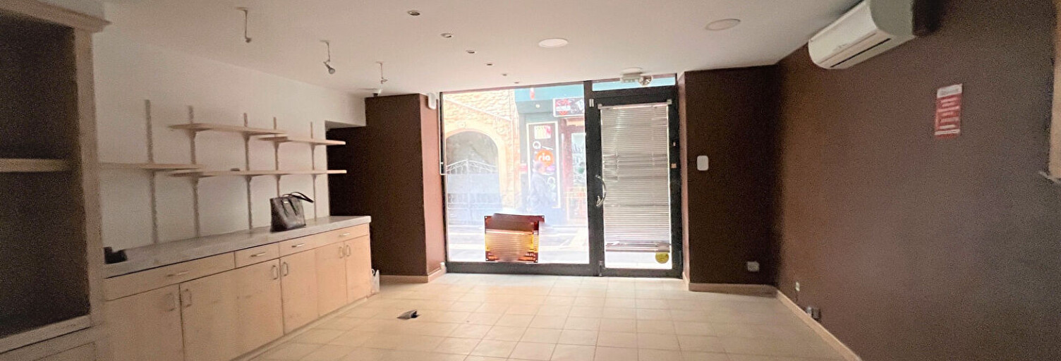 Immeuble  257 m² à vendre à Apt (84400)