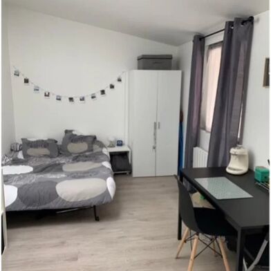 Appartement 1 pièces 450 €
