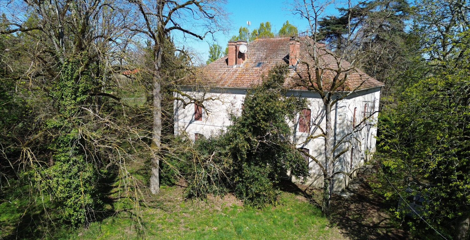 Poche de Miramont maison avec un magnifique potentiel — photo 1
