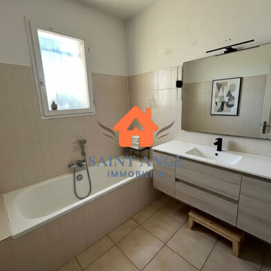 Maison 5 pièces 1940 €