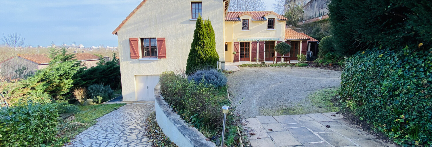 Maison 8 Pièces 165 m² à vendre à Poitiers (86000)