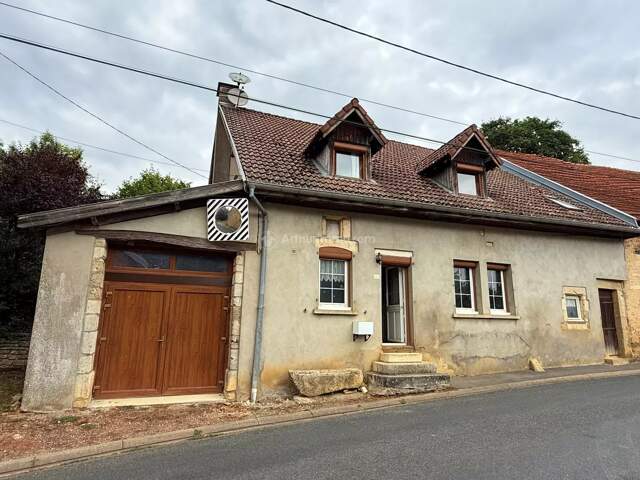 Maison en pierre — photo du bien