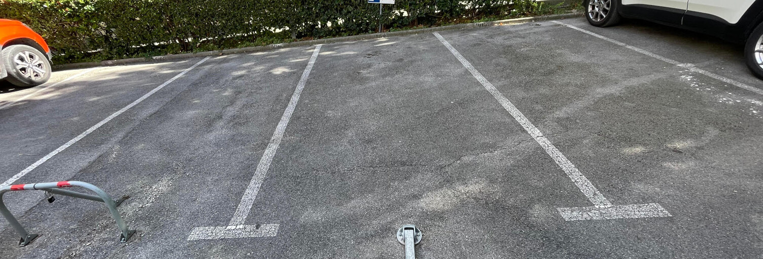 Garage   m² à vendre à Aubagne (13400)