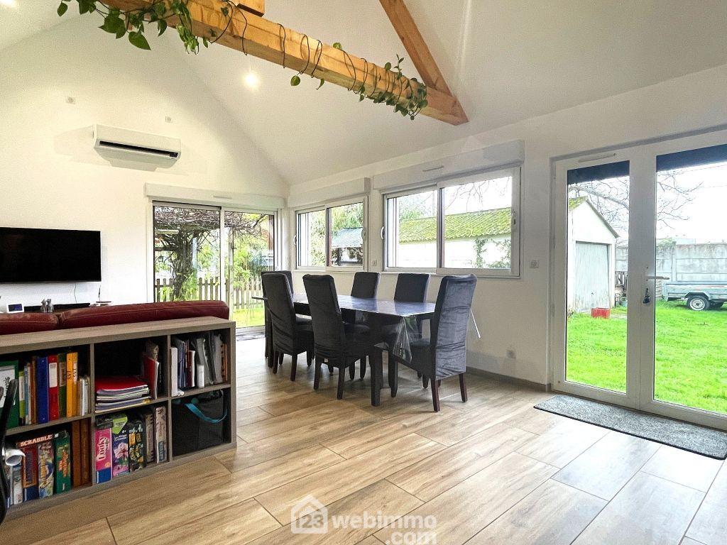 Photo Longère - 136m² - Naintré image 3/4